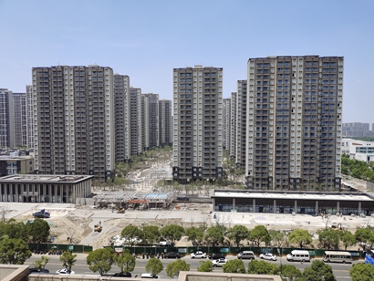 低迷的樓市，火爆的豪宅，分化的原因引人深思